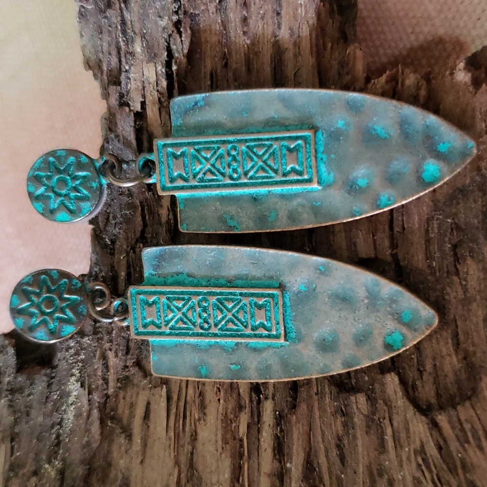 Tribal Arrow Earrings Native American Arrowhead Style - Picture 1 of 9